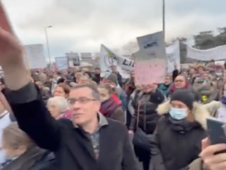Thousands of French citizens surround Pfizer HQ, call them out as murderers - Media blackout
