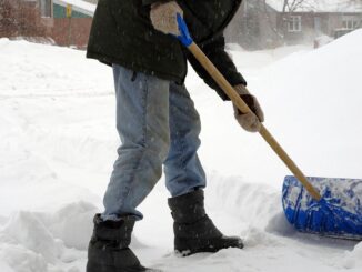 heart conditions shoveling snow