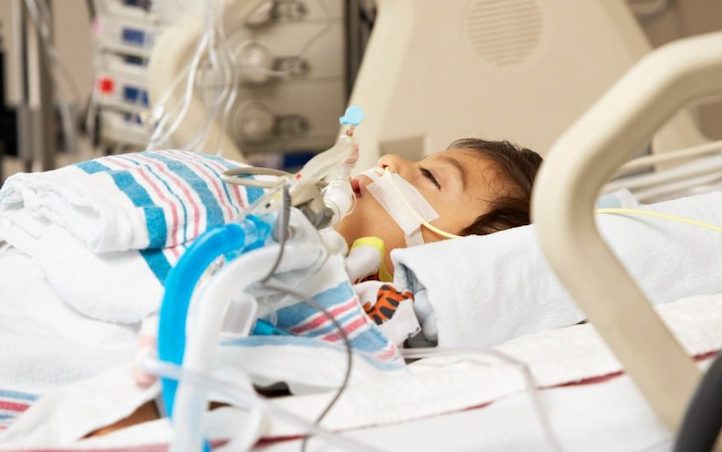 Unjabbed parents in Western Australia banned from visiting their sick kids