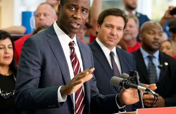 Florida becomes first state to stop vaccinating children