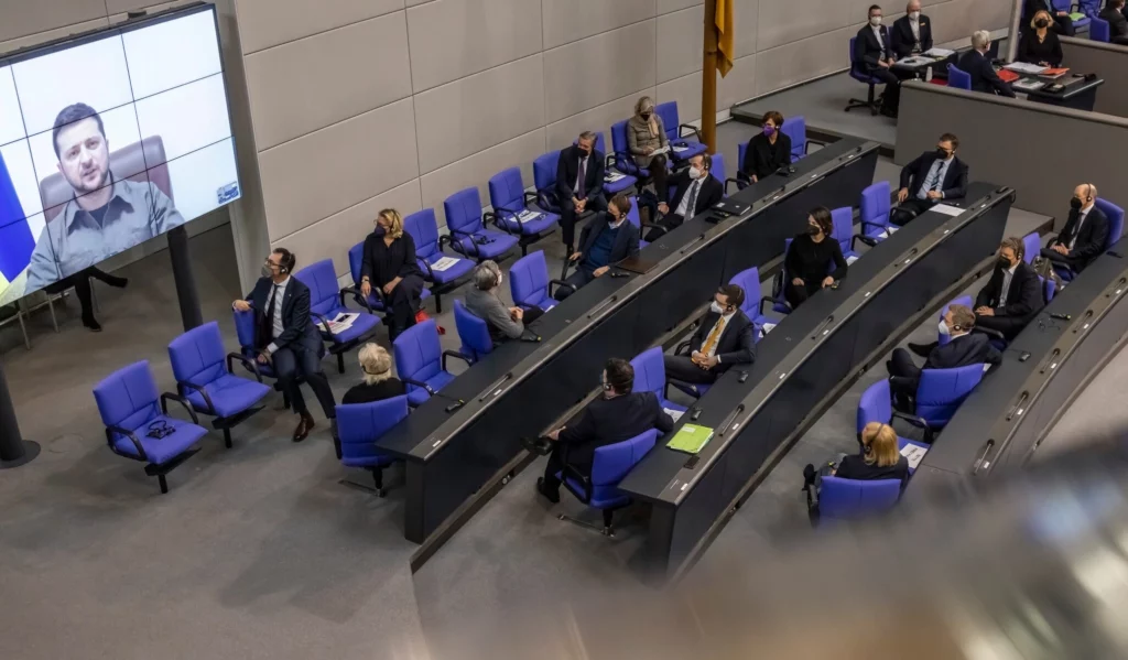 Zelensky addressing german parliament