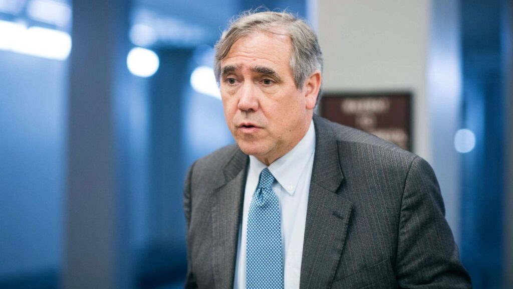Sen Merkley green energy Russia