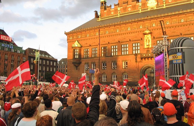 Denmark becomes first country to suspend COVID jabs