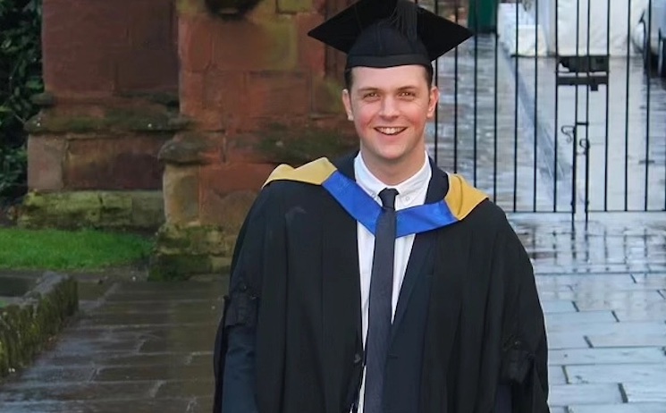 UK guy dies from blood clots on brain following COVID shot