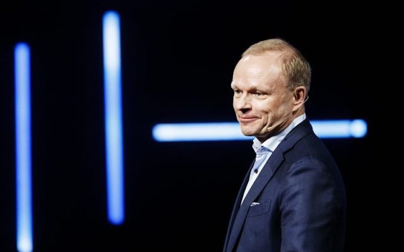 WEF says smartphones will be in people's bodies by 2030