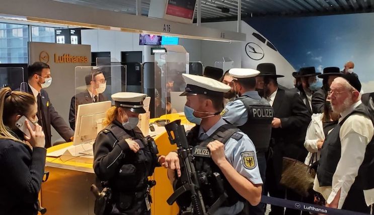 Germany begins banning Jewish travellers from flying