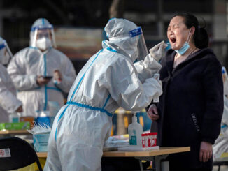 WHO predicts new Covid wave before U.S. midterms