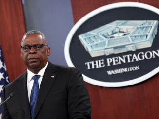 Pengaton vows to nuke Russia if they don't end the war with Ukraine