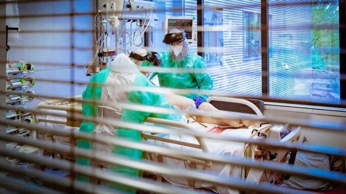 Greece health workers