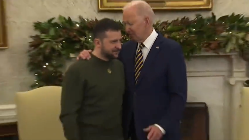 Biden gropes Zelensky during White House visit