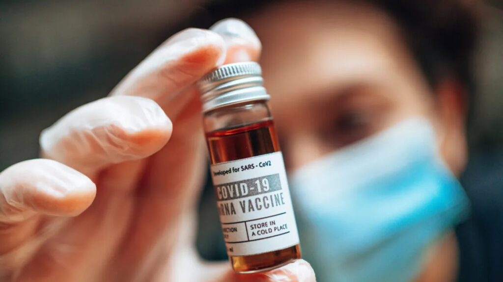 UK government urged to launch official investigation into COVID jab deaths