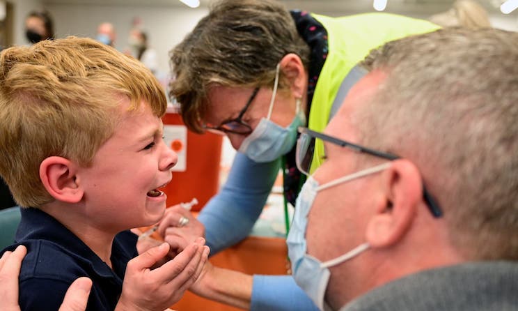 FDA chief calls for an immediate halt to all Covid vaccines