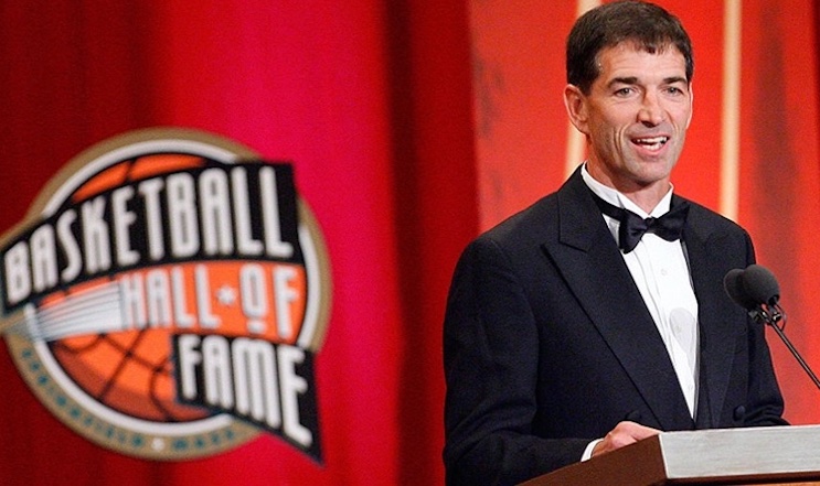 NBA player warns that thousands of athletes have died from COVID shots