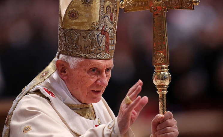 Italian General says Deep State forced Pope Benedict to resign