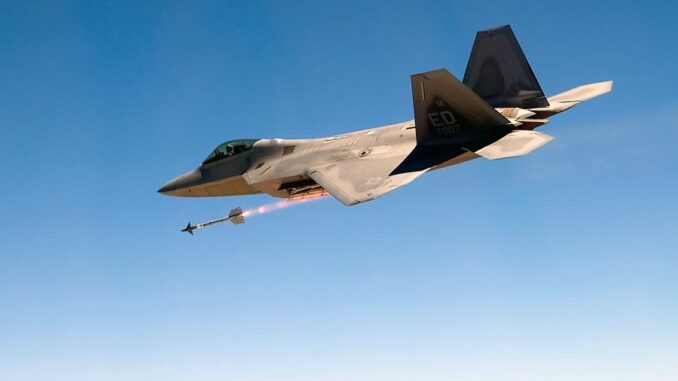 Pentagon F 22