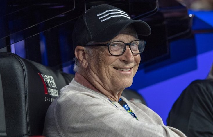 Bill Gates AI admits plan is to engineer another deadly virus