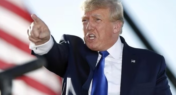 Trump vows to lock up the evil globalists who are trying to destroy him