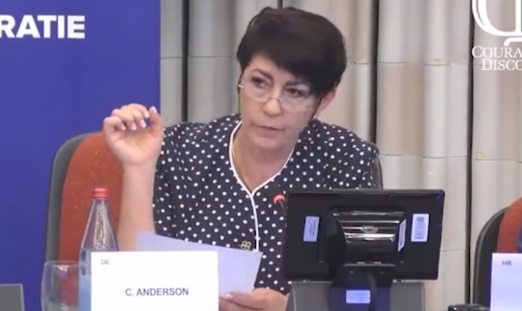 German leader urges public to disobey COVID tyranny