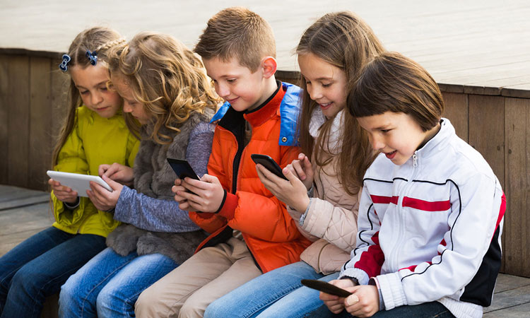 smartphones children