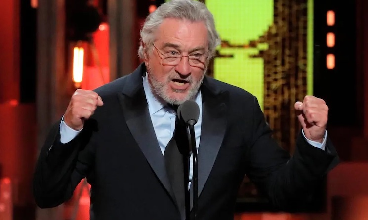 Robert De Niro snaps and starts claiming Hillary Clinton won the 2016 election