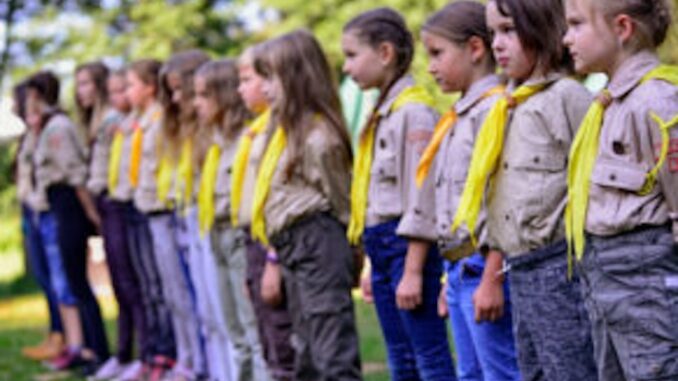 Girl Scouts of America declares that white people are evil