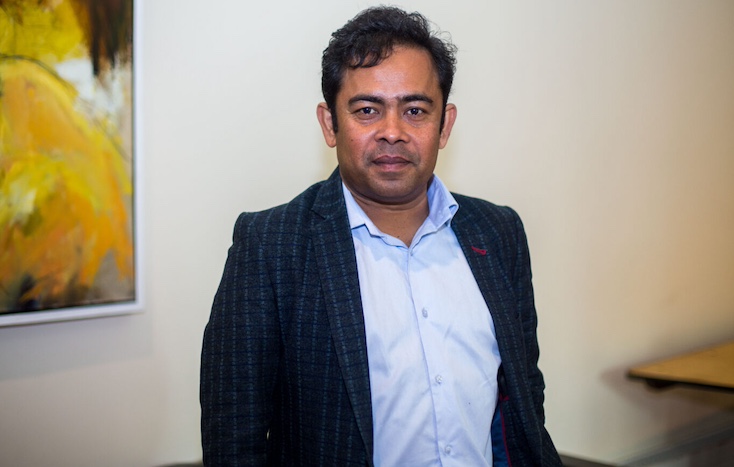 Irish leader calls for protestors to be shot in the head.