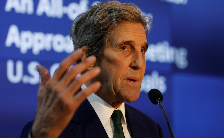 John Kerry vows to completely bankrupt the fossil fuel industry