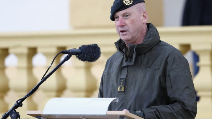 Dutch army chief