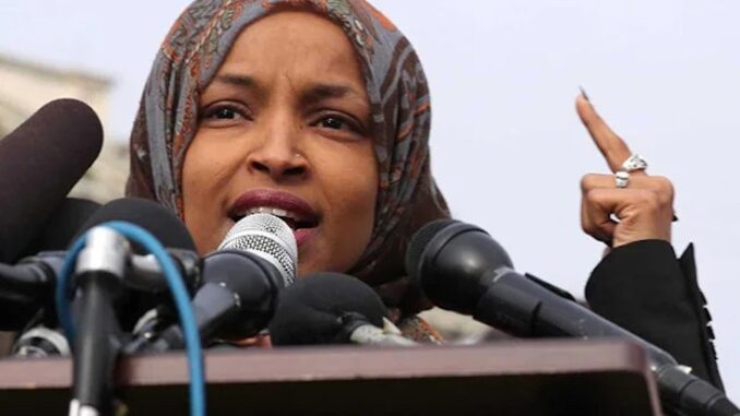 Ilhan Omar declares she is loyal to Somalia