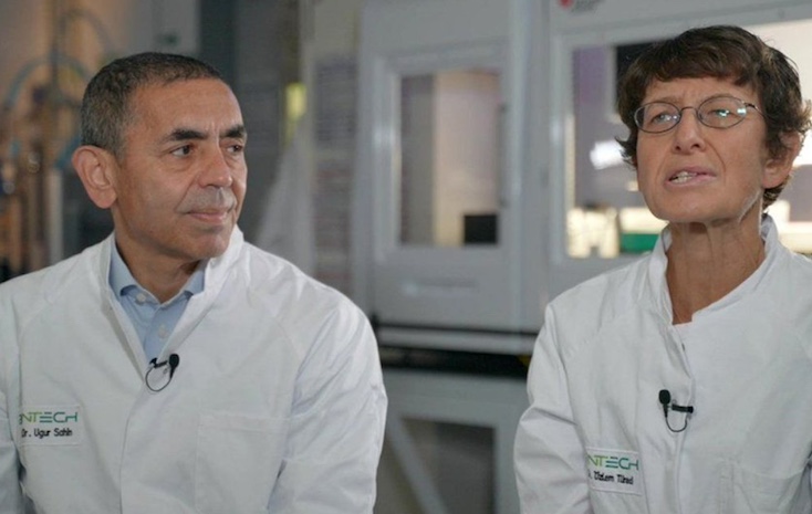 mRNA vaccine creator has now got full blown facial paralysis - media blackout.