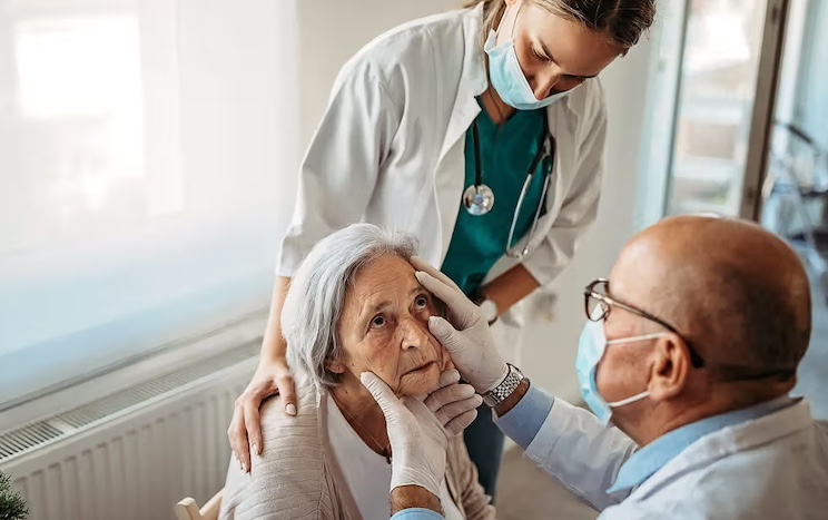 Woman experiences sudden blindness due to mRNA jab.