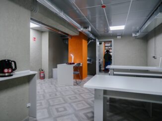 German government orders citizens to turn their homes into bomb shelters