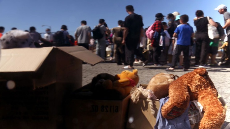 American General sounds the alarm on Chinese border invasion, saying they are all going to kill us.