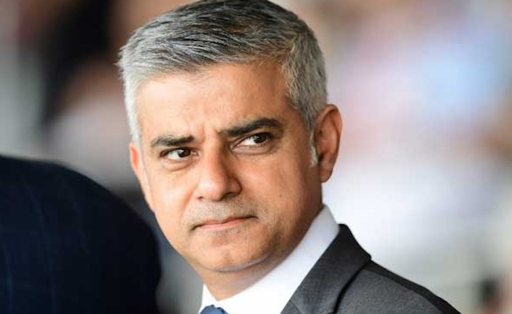 London's Muslim mayor blocks statue of late Queen Elizabeth from being erected in London