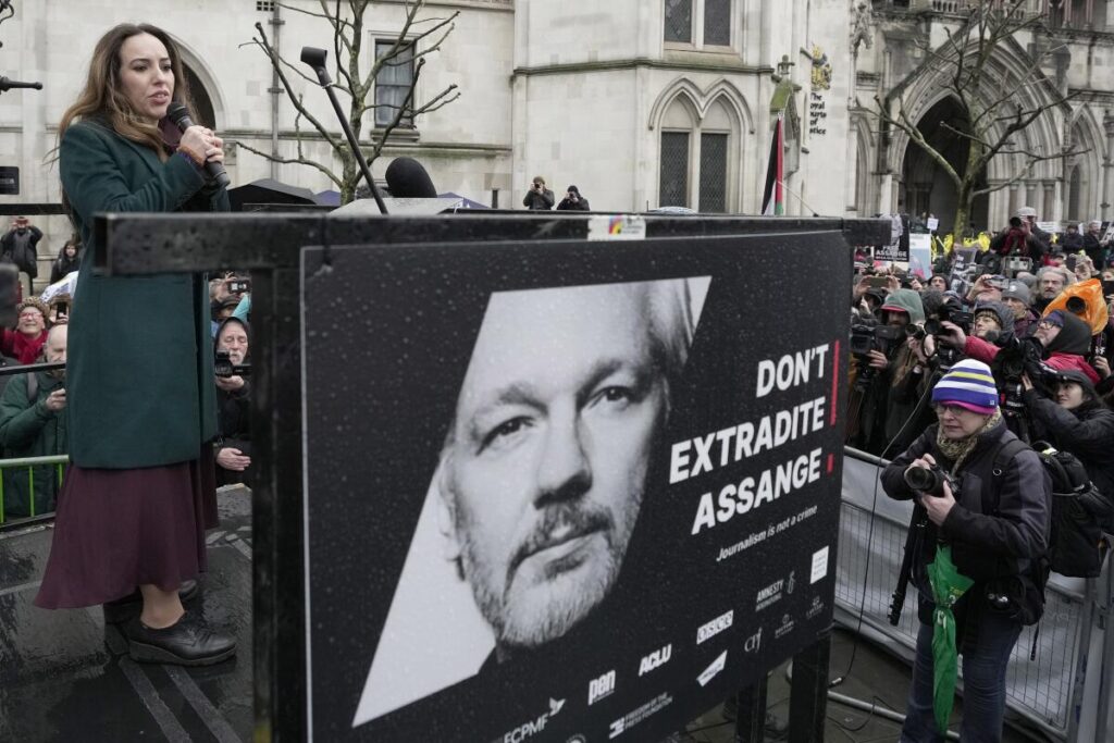 Julian Assange