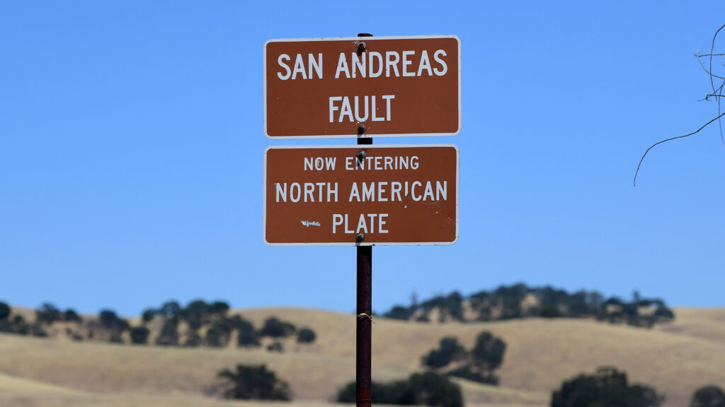 SAN ANDREAS FAULT