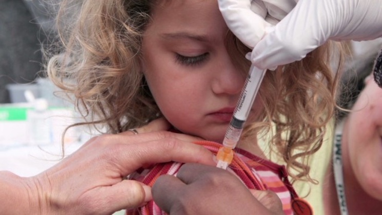 Democrat judge reintroduces forced vaccinations for children in America.