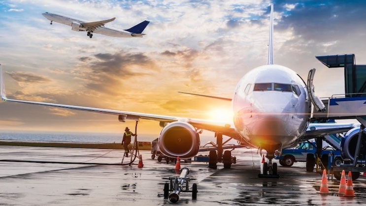 Biden to ban air travel for all Americans by 2025.