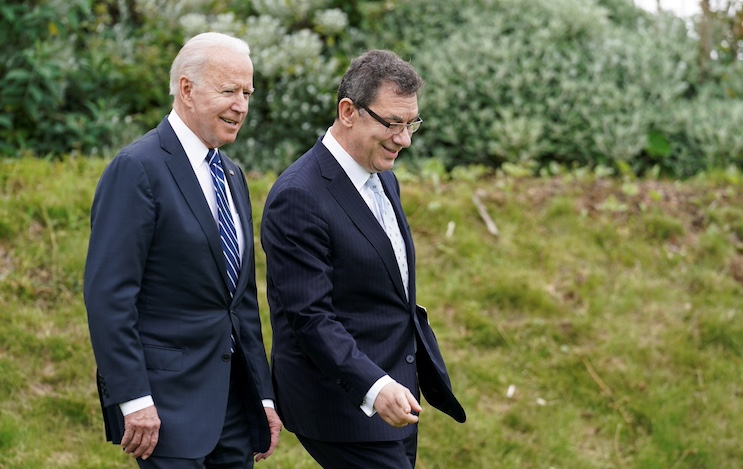 Pfizer helped Biden rig 2020 election.