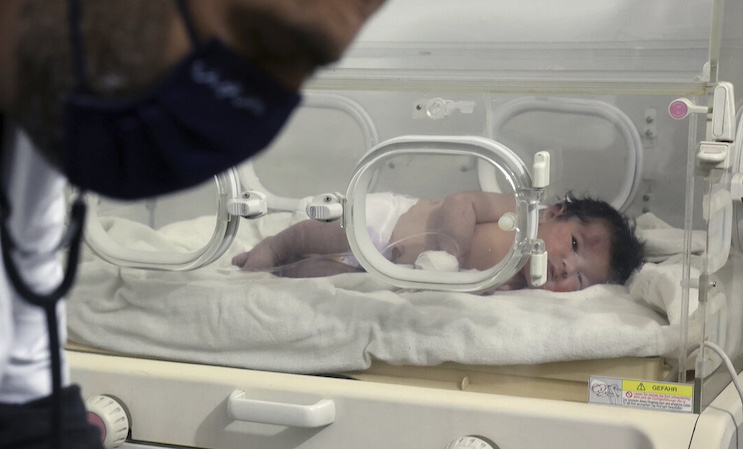 US infant mortality rate higher than in lesser vaccinated countries.