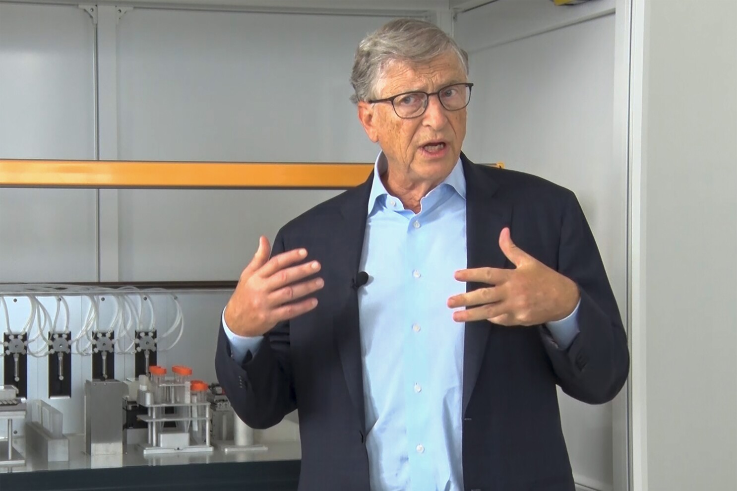 Bill Gates Opens mRNA Factory in Africa for Global Mass Production of Monkeypox Vaccine