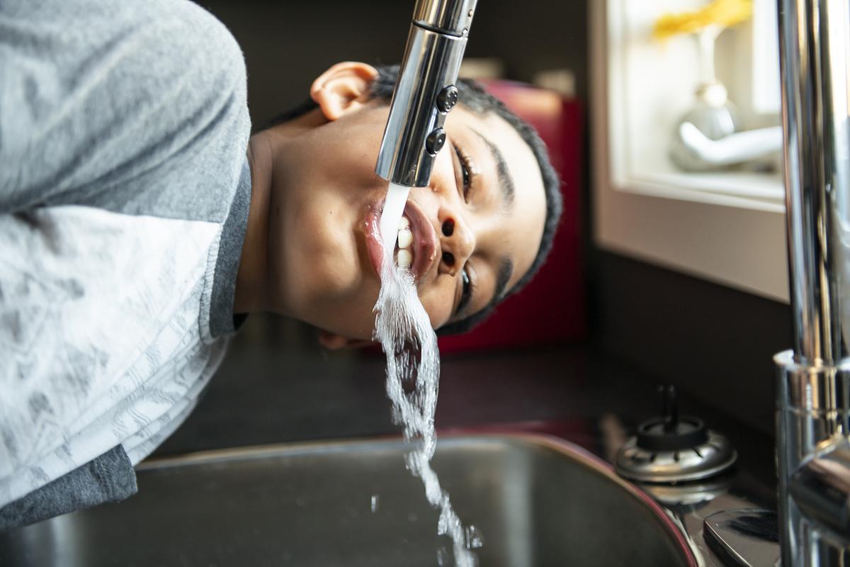 First U.S. Towns Halt Water Fluoridation Following Judge’s Ruling on Risks to Children’s Health