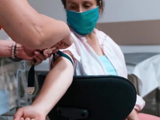 Scientists tell hospitals to stop vaxxed from giving blood.