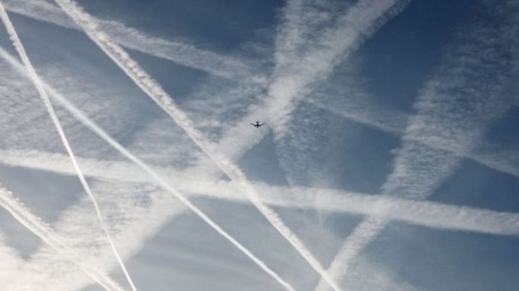 Financial Times: ‘Chemtrails Is NOT a Conspiracy – It Helps Fight Climate Change’