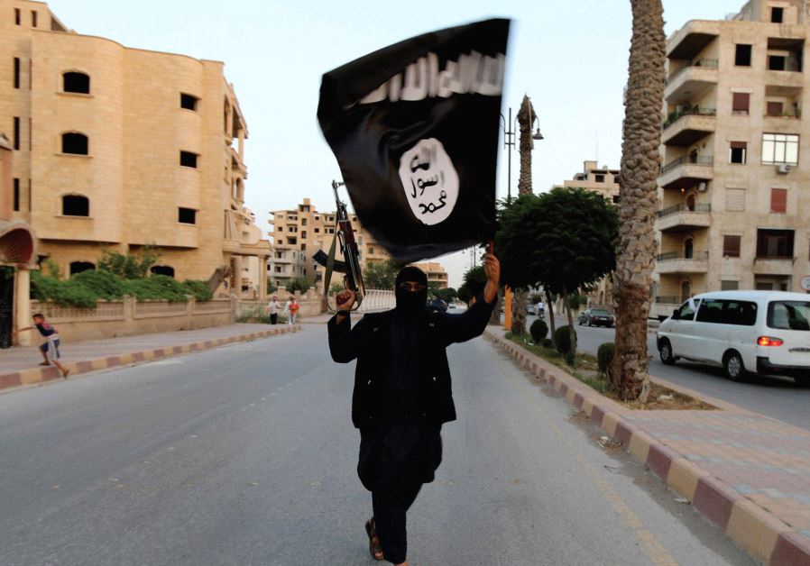 Former British Diplomat:”There’s a reason Why ISIS Never Attacks Israel”