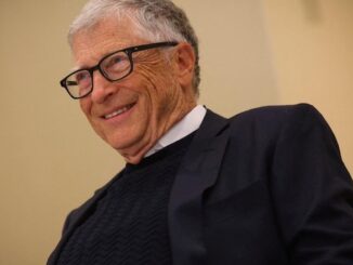 Bill Gates vows to reduce Africa's population by one billion.