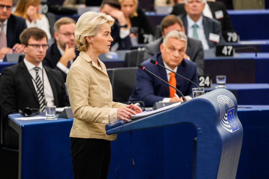 Hungary PM Orban von der leyen