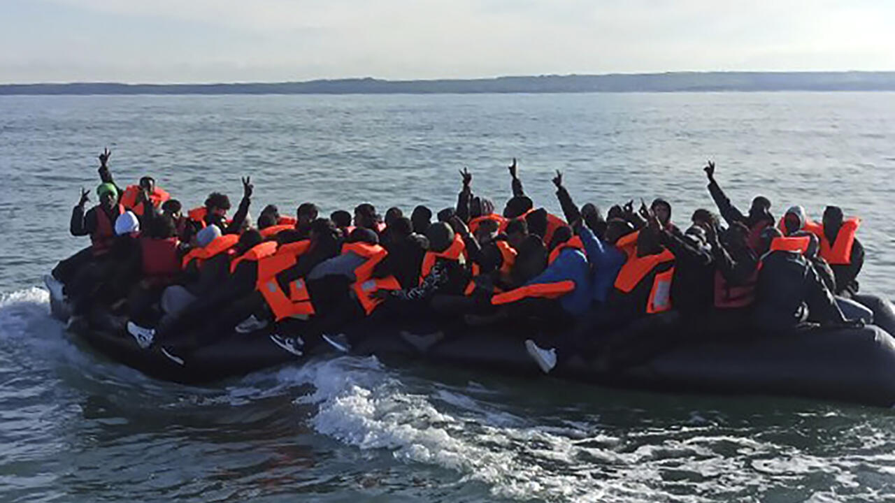 UK Govt Issues Urgent Appeal For ‘5,000 Homes To House 20,000 Migrants’