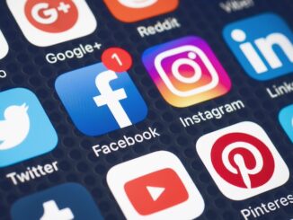 Russia warns all messenger apps have backdoors for spy agencies.