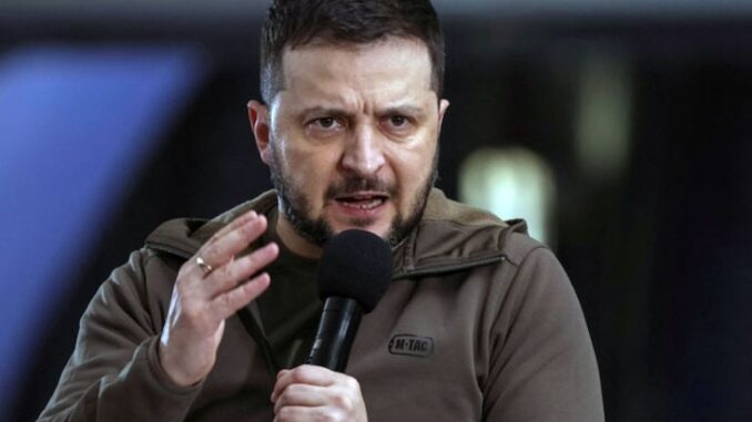 Zelensky strips political opponents of Ukrainian citizenship.